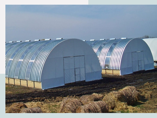 Сельскохозяйственные здания в Энгельс